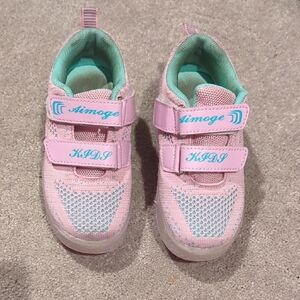 Kids Roller Sneakers!